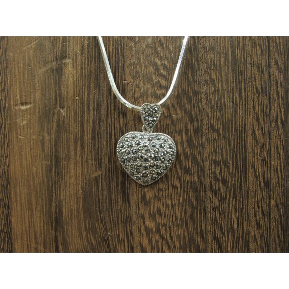 24" Sterling Silver Heart Love Marcasite Pendant Necklace Vintage Minimalist - Picture 1 of 6